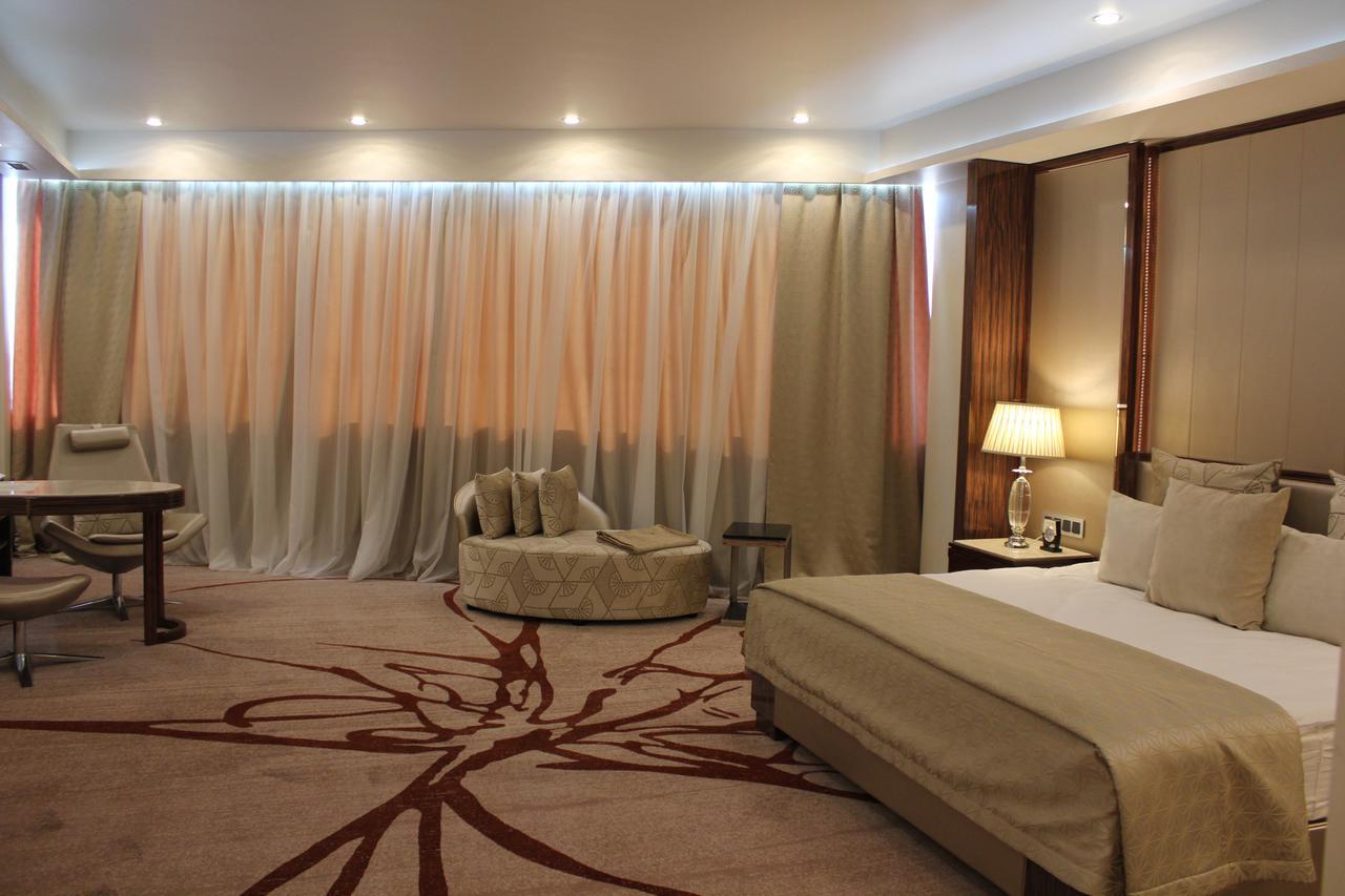 Boutique Hotel Health Club&Spa Grand Prix 아스타나 외부 사진